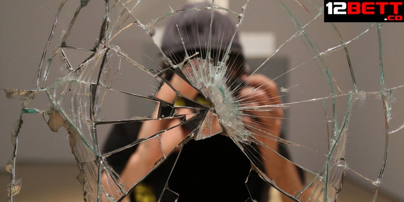 Giải mã làm vỡ gương đánh con gì? Giải mã làm vỡ gương đánh con gì?